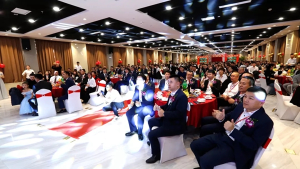 展志天华隆重举行2019-2020集团年会暨新春嘉年华活动